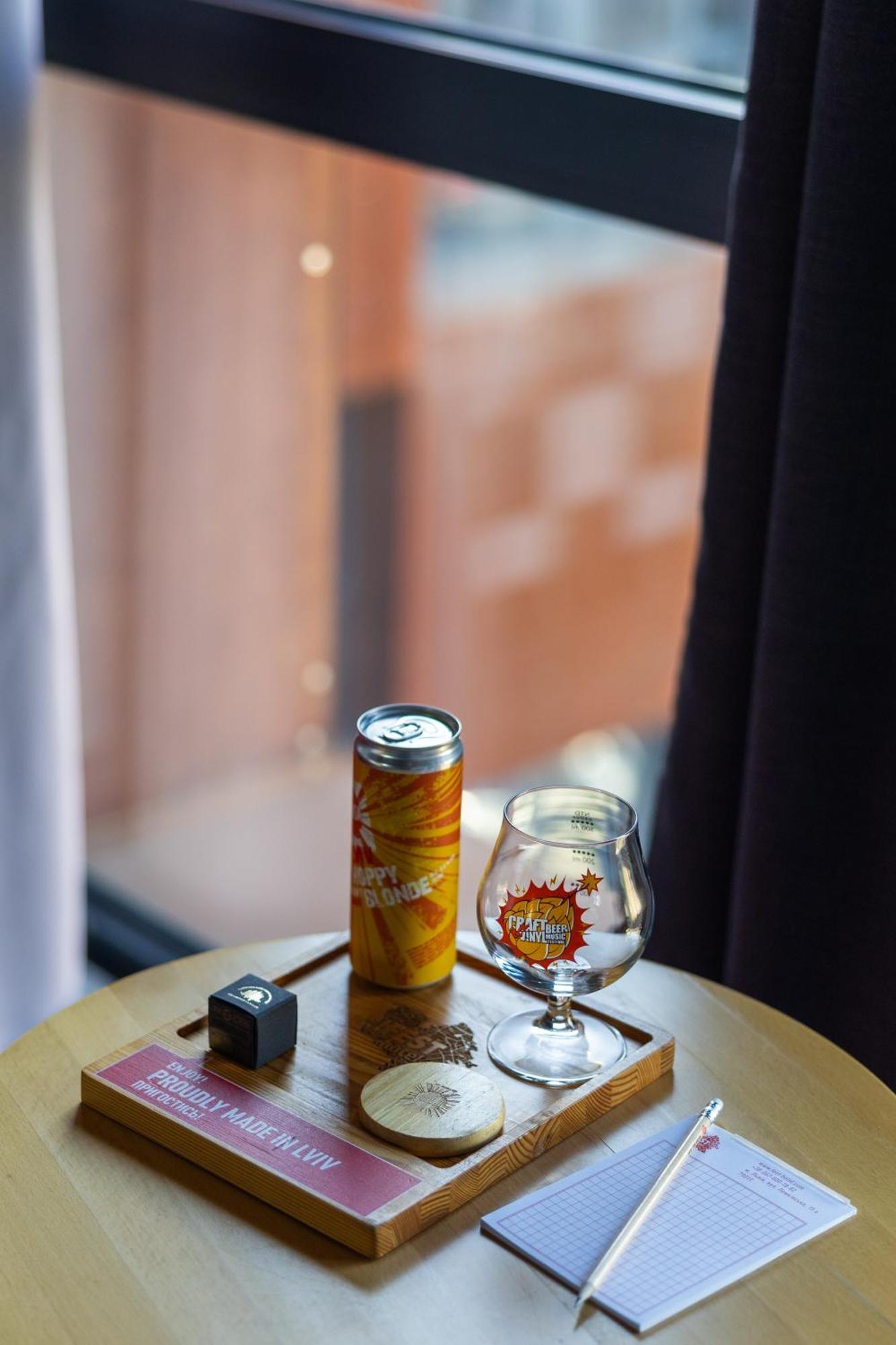 菲斯特酒店 利沃夫 外观 照片